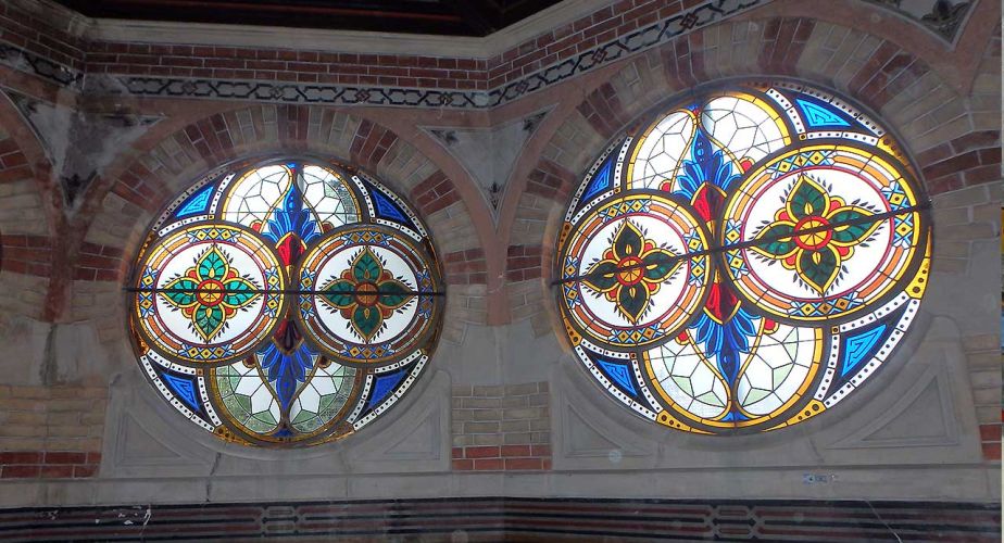 Abdankungshalle Friesenberg Antike Rundfenster
