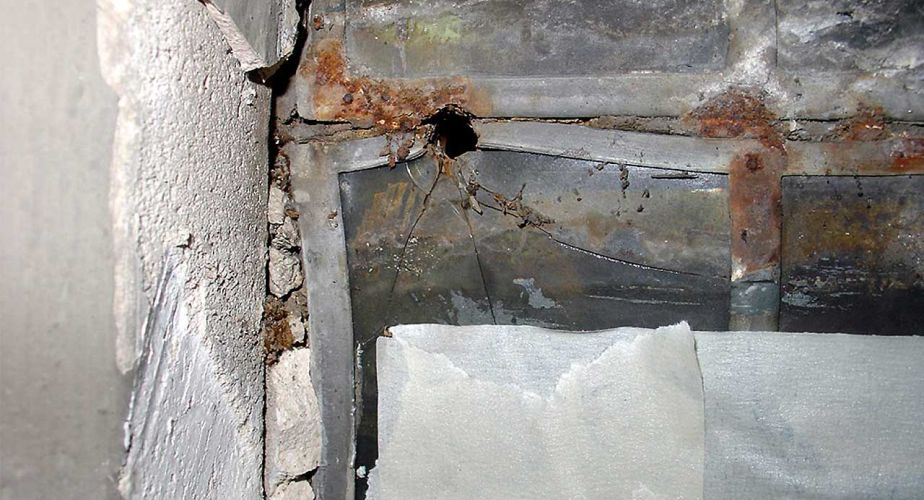 Sanierung der Kirchenfenster in Berikon Vorzustand