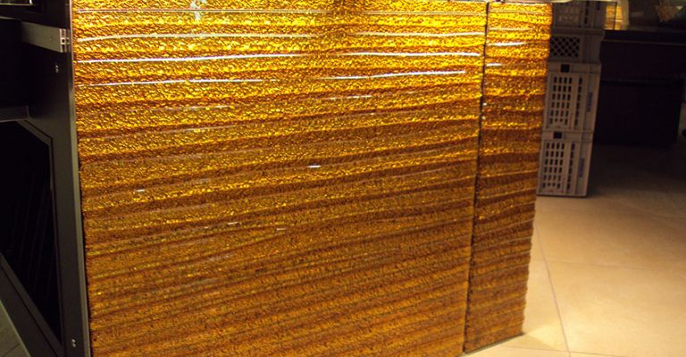 Schmelzglas Gold
