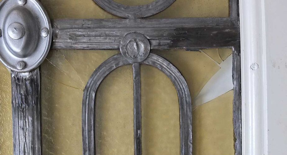 Restauration Kunstverglasung Reusssteg 3 Luzern