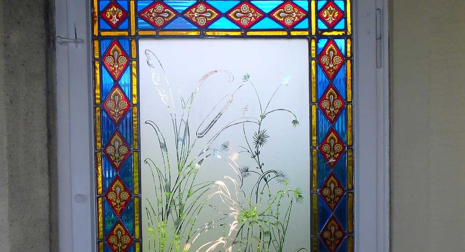Restauration Bleiverglasung mit Sandstrahlmotiv