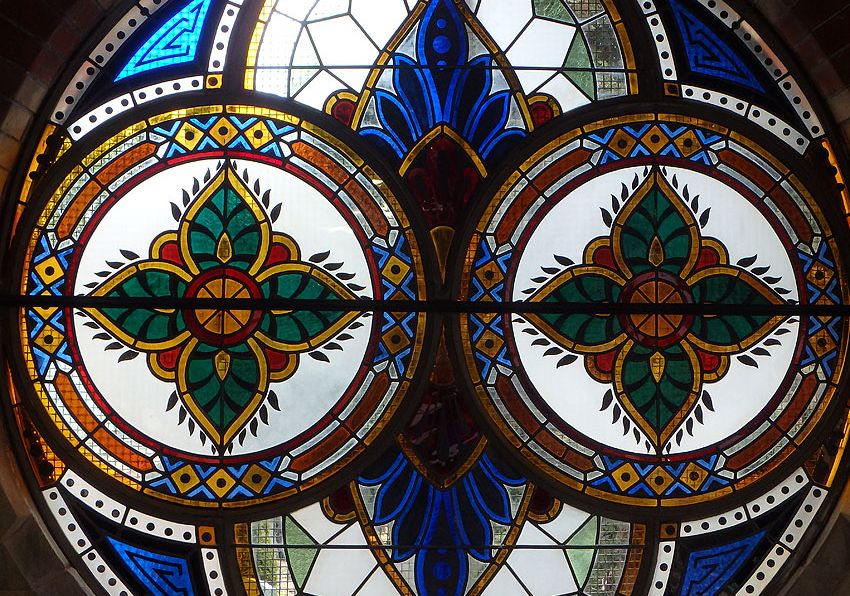 Antikes Rundfenster nach Restauration