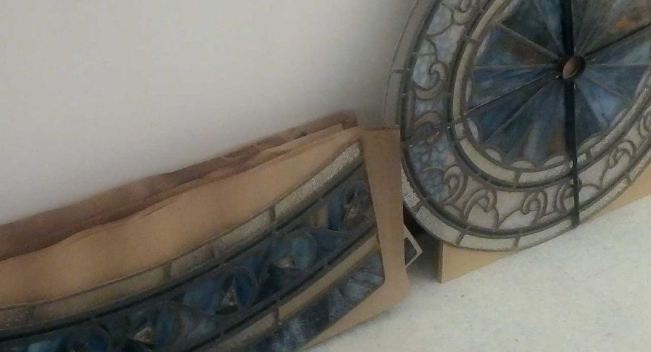 Jugendstil Bleiverglasungen ausgebaut