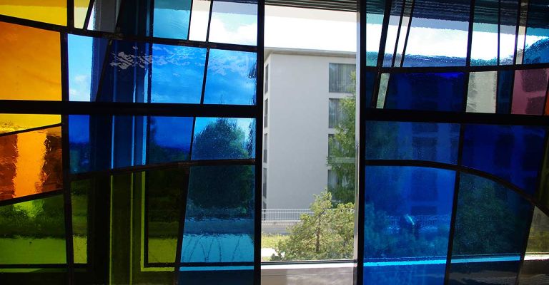 Kunstverglasung der Kirche Bethesda Küsnacht